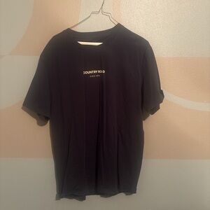 Country Road Men's navy blue tee shirt